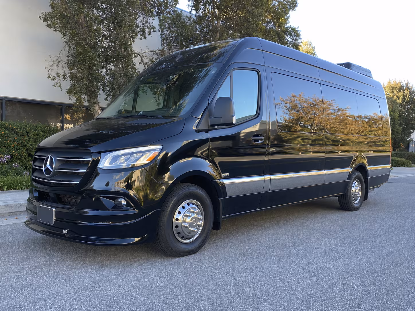 honolulu employee transportation onboard seating