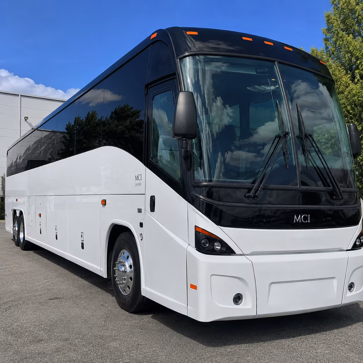 honolulu wedding transportation onboard seating