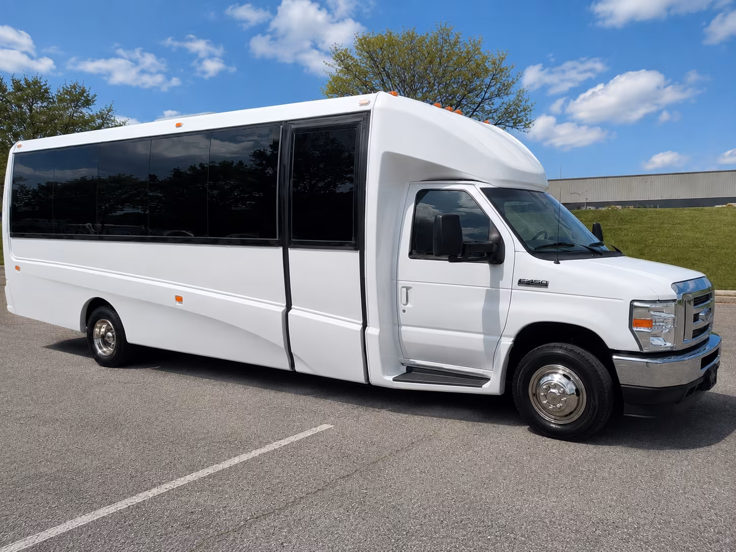 mililani town bus rentals