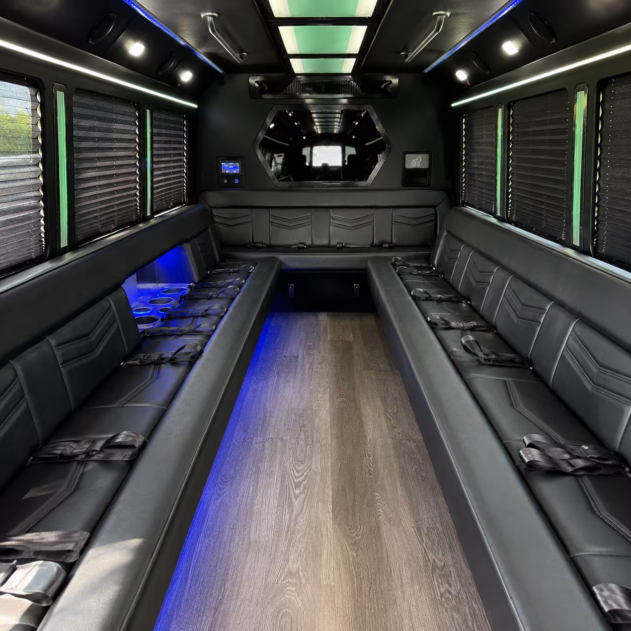 party bus transportation for honolulu area proms at punahou