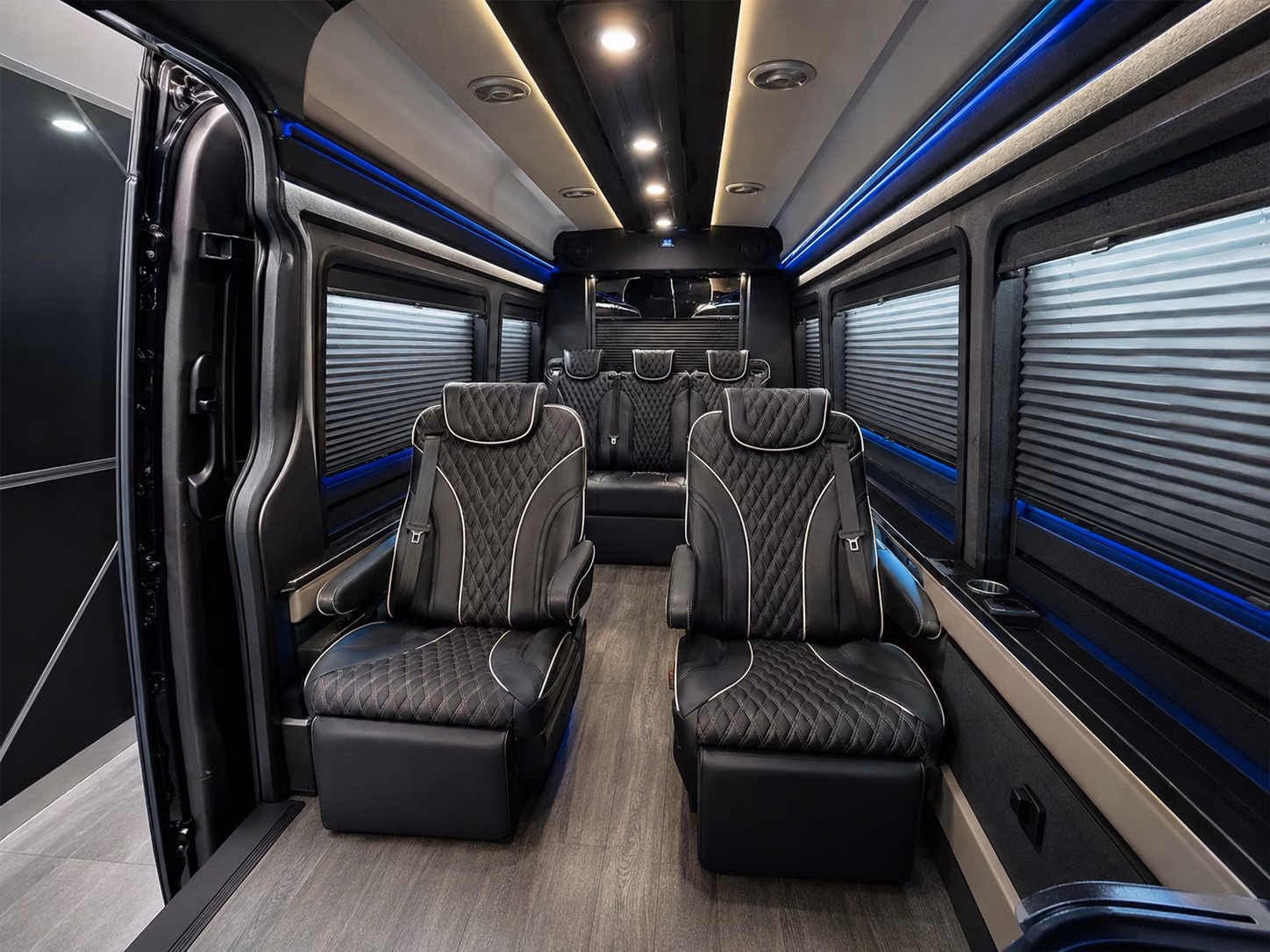 with one form compare airport buses for the honolulu marathon conferences and every group trip